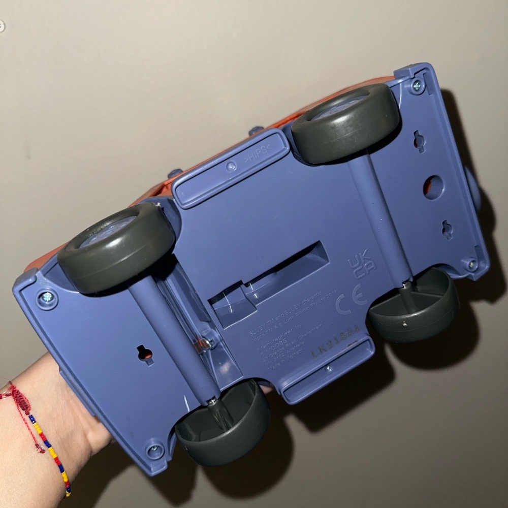 Bluey toy jeep good condition - Picture 3 of 4